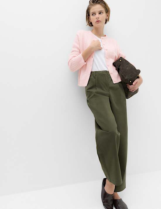Ribbed Crew Neck Cardigan with Wool
