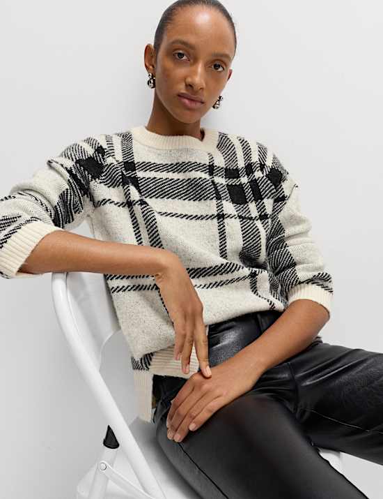 Checked Crew Neck Relaxed Fit Jumper With Wool