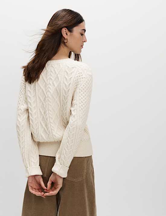 Pull en maille torsadée avec coton