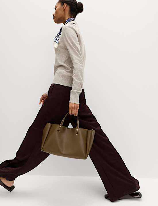 Collared Slim Fit Cardigan with Wool