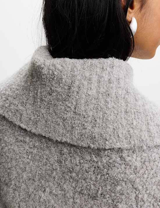 Strick-Kragenjacke mit Rei&szlig;verschluss aus Boucl&eacute; mit Wollanteil