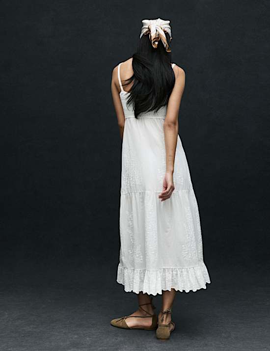 שמלת מידקסי סרוגה מתערובת כותנה עם מלמלה