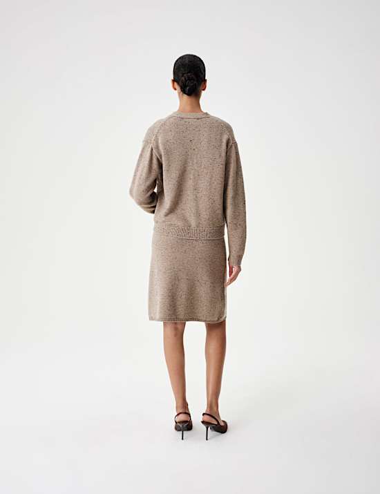 Cardigan en laine m&eacute;lang&eacute;e textur&eacute;e &agrave; col en V et fermeture avant boutonn&eacute;e