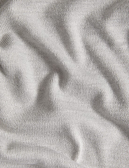 Extra měkk&yacute; pruhovan&yacute; svetr ke krku