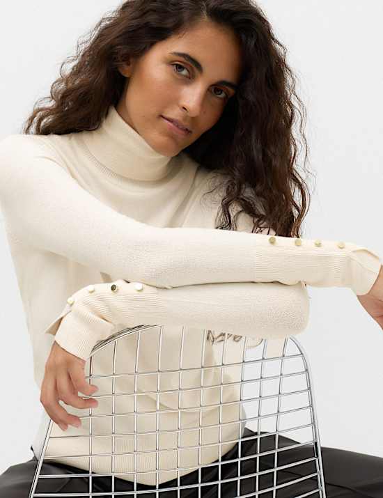 Slim Fit Roll Neck Fitted Jumper