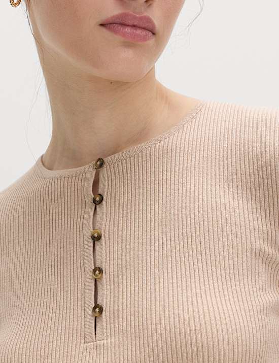 Ribbed Slim Fit Knitted Top