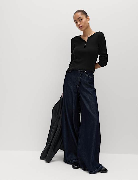 Ribbed Slim Fit Knitted Top