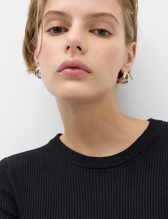 Ribbed Crew Neck Fitted Jumper