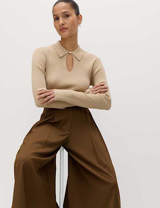 Ribbed Collared Knitted Top