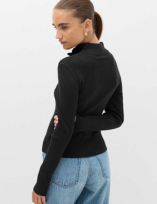 Ribbed Textured Half Zip Fitted Knitted Top