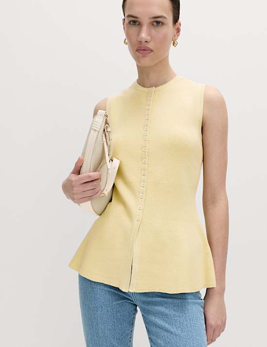 אפודת ריב פפלום סרוגה ואסופה במותניים