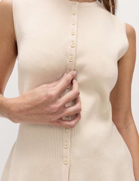 Ribbed Peplum Waisted Knitted Waistcoat