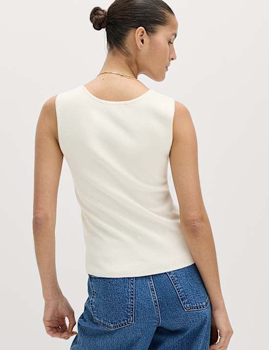 Square Neck Slim Fit Knitted Vest
