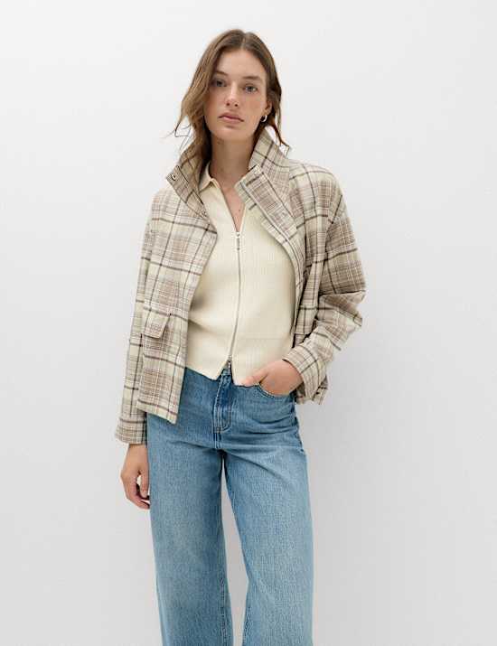 Cardigan coupe slim &agrave; encolure zipp&eacute;e