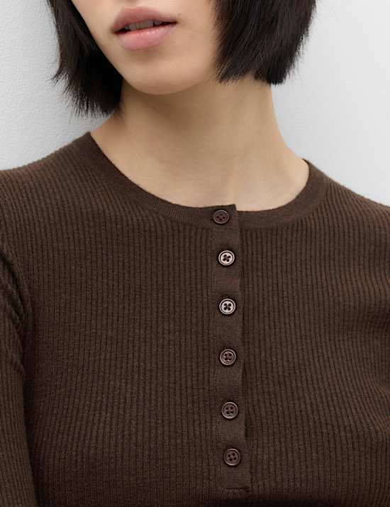Ribbed Round Neck Fitted Knitted Top With Wool