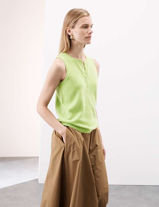 Pure Cashmere Button Detail Fitted Knitted Vest