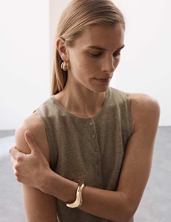 Pure Cashmere Button Detail Fitted Knitted Vest