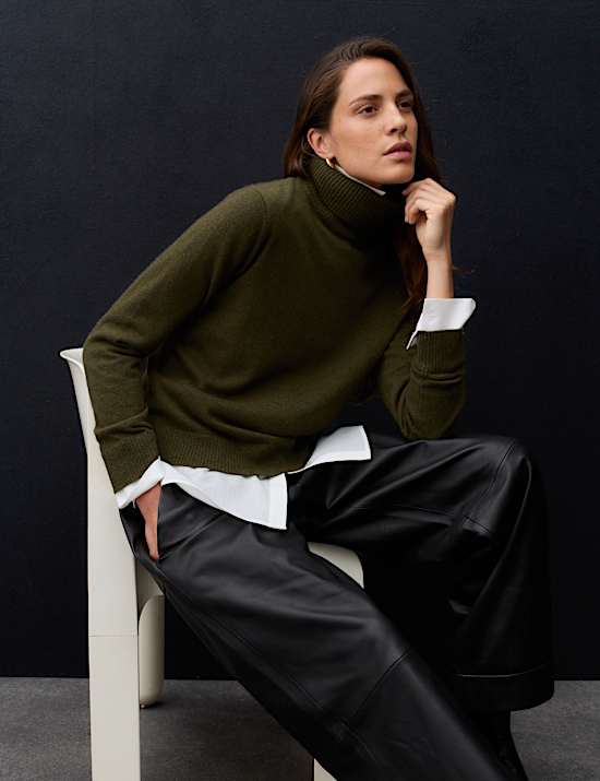 Pure Cashmere Roll Neck Jumper