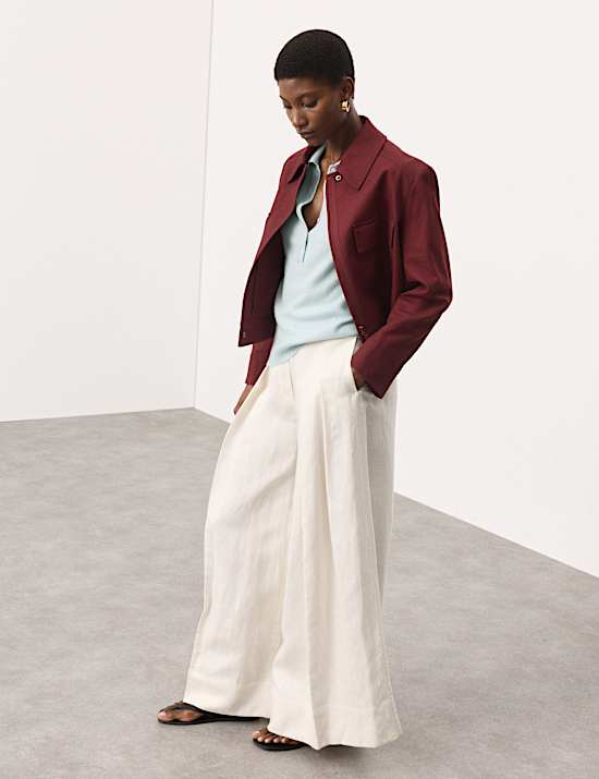 חולצה סרוגה עם צווארון פולו מבד עשיר בצמר מרינו ובשילוב קשמיר