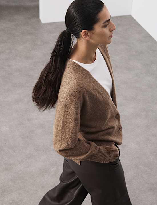 Ζακέτα με λαιμόκοψη V από 100% κασμίρι