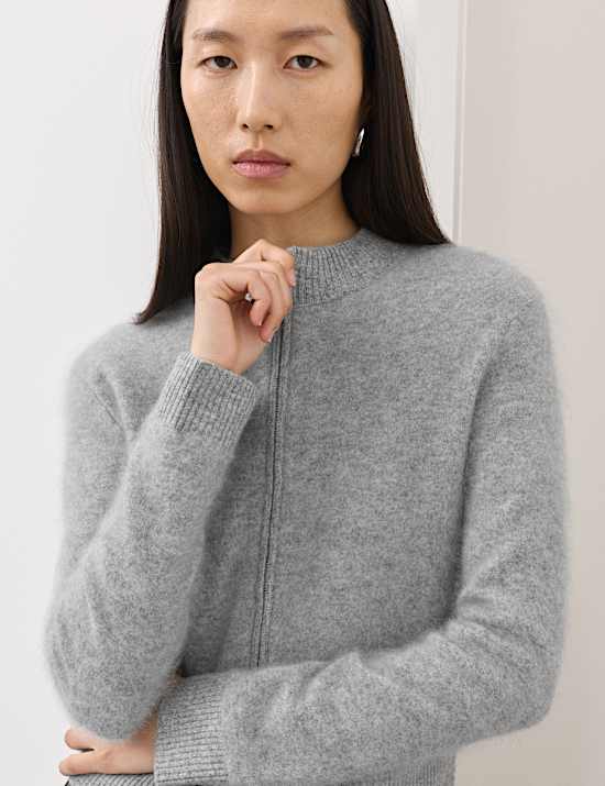 Geb&uuml;rstete Strickjacke mit hohem Wollanteil und Cashmere mit Rei&szlig;verschluss