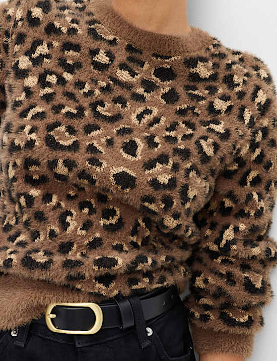 Animal Print Crew Neck Cropped Jumper
