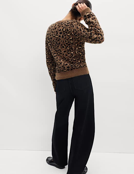 Animal Print Crew Neck Cropped Jumper