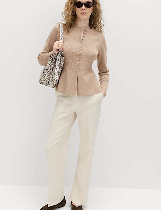 C&aacute;rdigan p&eacute;plum ajustado de tacto suave con cuello redondo