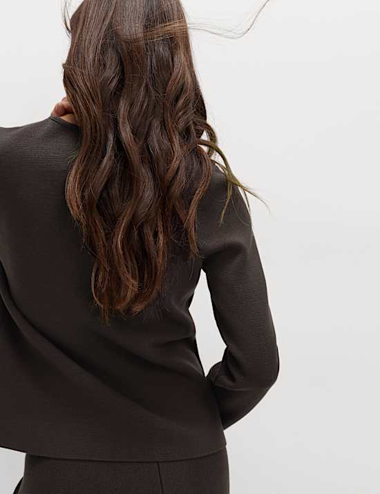 Veste croisée en maille au toucher doux