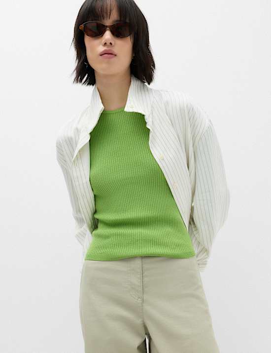 Ribbed Crew Neck Fitted Knitted Top