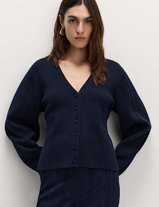 V-Neck Waisted Slim Fit Cardigan