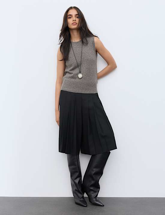Merino Wool Rich Knitted Vest with Cashmere