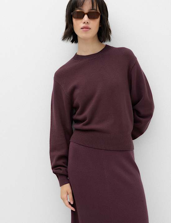 Crew Neck Fitted Jumper