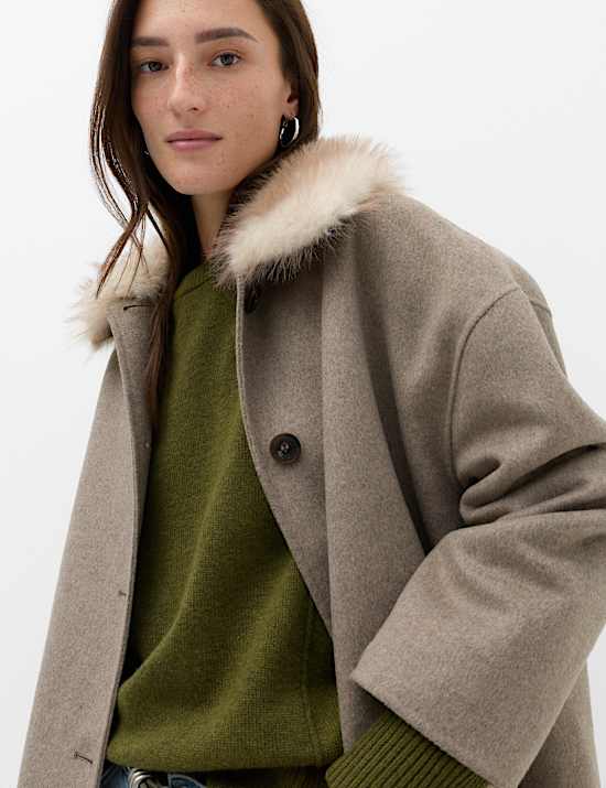 Lambswool Blend Crew Neck Seam Detail Relaxed Fit Jumper