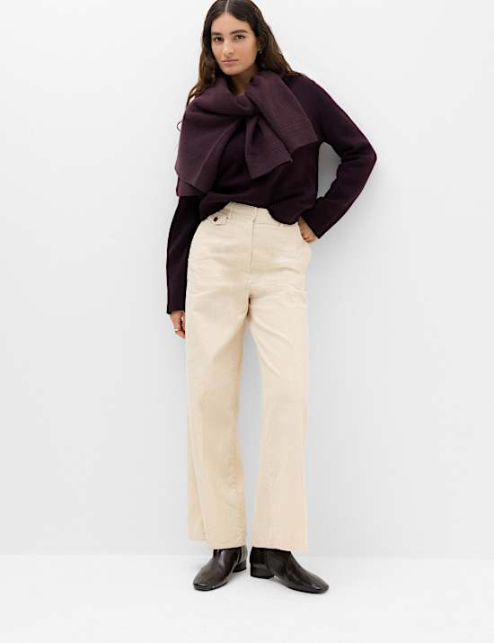 V-Neck Relaxed Jumper With Wool