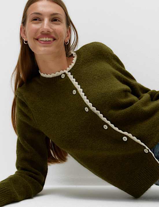 Lace Detail Crew Neck Cardigan