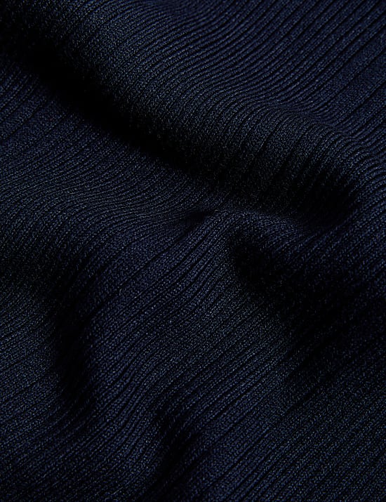 Ribbed Crew Neck Fitted Knitted Top