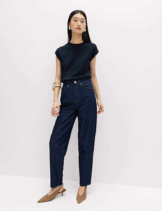 Crew Neck Knitted Vest