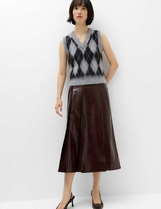 Brushed Argyle Knitted Vest with Mohair