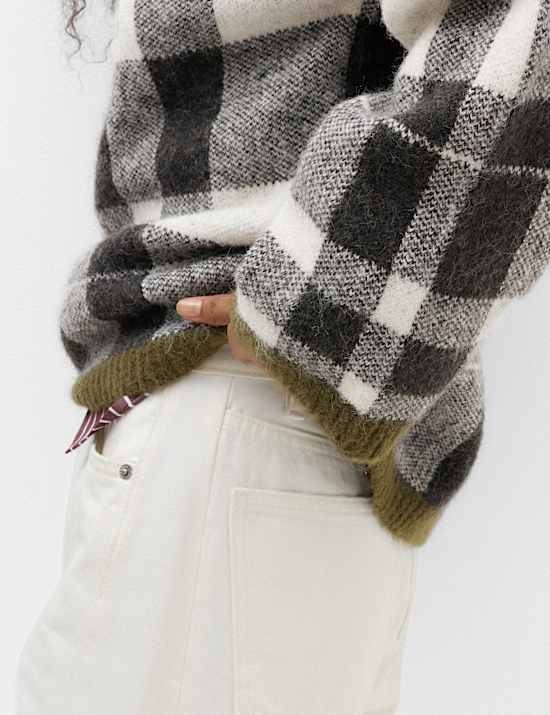 Checked Crew Neck Jumper with Wool