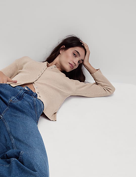 Ribbed Crew Neck Cardigan