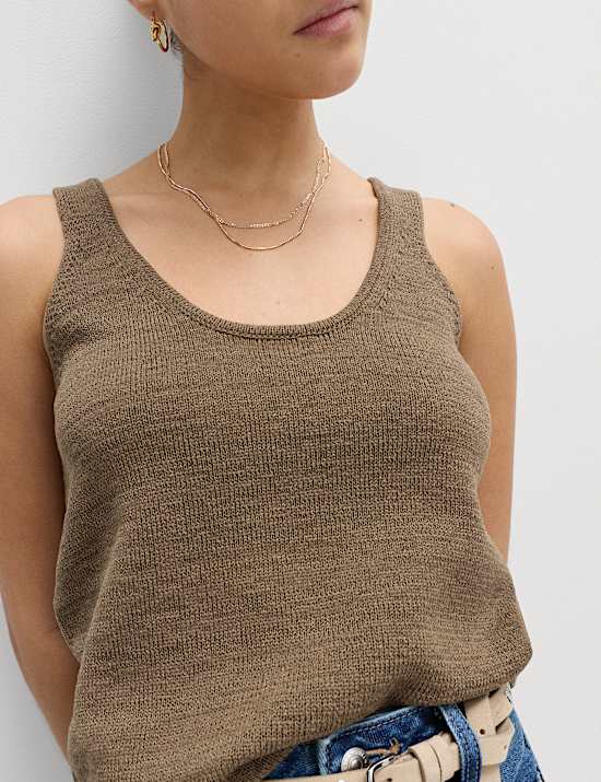 Camiseta de punto texturizado de escote pronunciado con mezcla de algod&oacute;n