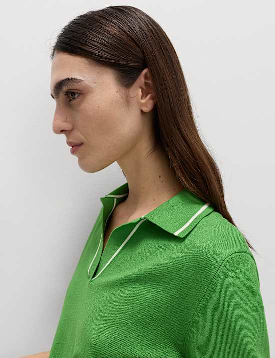 Ribbed Collared Knitted Top