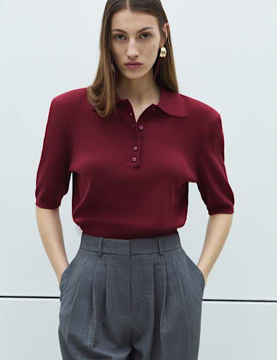 Collared Slim Fit Cropped Knitted Top