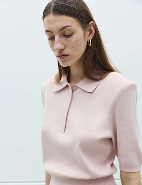 Collared Slim Fit Cropped Knitted Top