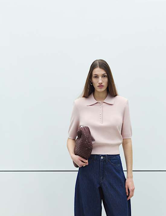 Collared Slim Fit Cropped Knitted Top