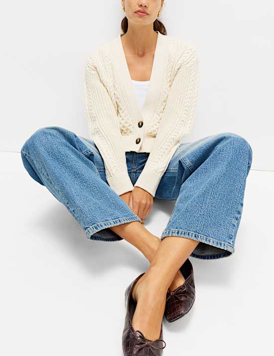 Cotton Rich Cable Knit V-Neck Cropped Cardigan