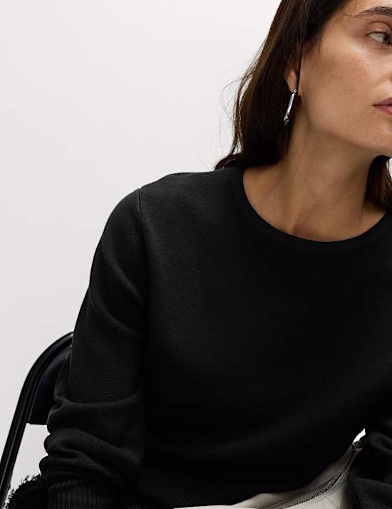 Crew Neck Waisted Knitted Top