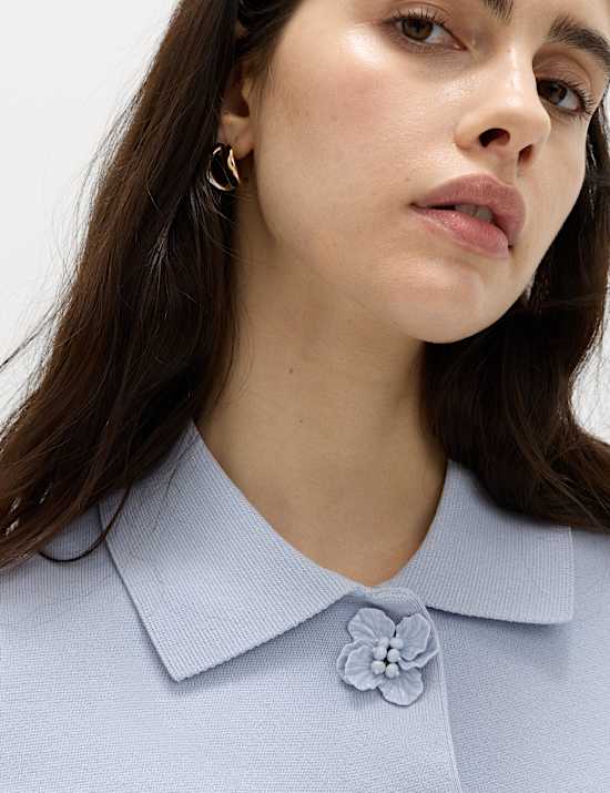 Gilet coupe slim &agrave; d&eacute;tail boutons