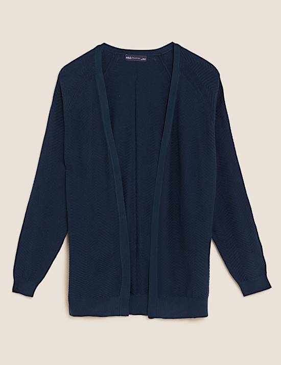 קרדיגן בגזרה נוחה מבד עשיר בכותנה עם טקסטורה